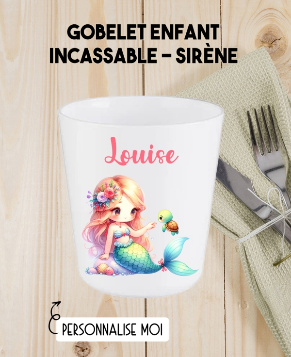 Gobelet enfant personnalisé en plastique sirène. verre plastique prénom. verre enfant sirène personnalisé. gobelet plastique.