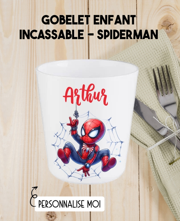 Gobelet enfant personnalisé en plastique spiderman. verre plastique prénom. verre enfant pirate personnalisé. gobelet plastique.