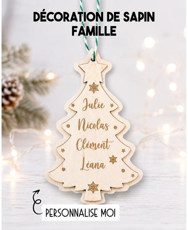 Sapin de noël en bois. Décoration Sapin famille. décoration noël bois personnalisée. Boule noël prénom famille